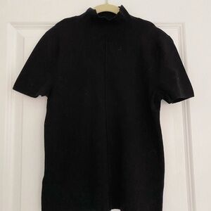 Saks Fifth Avenue women's black short sleeve knit sweater top size XS 0 2